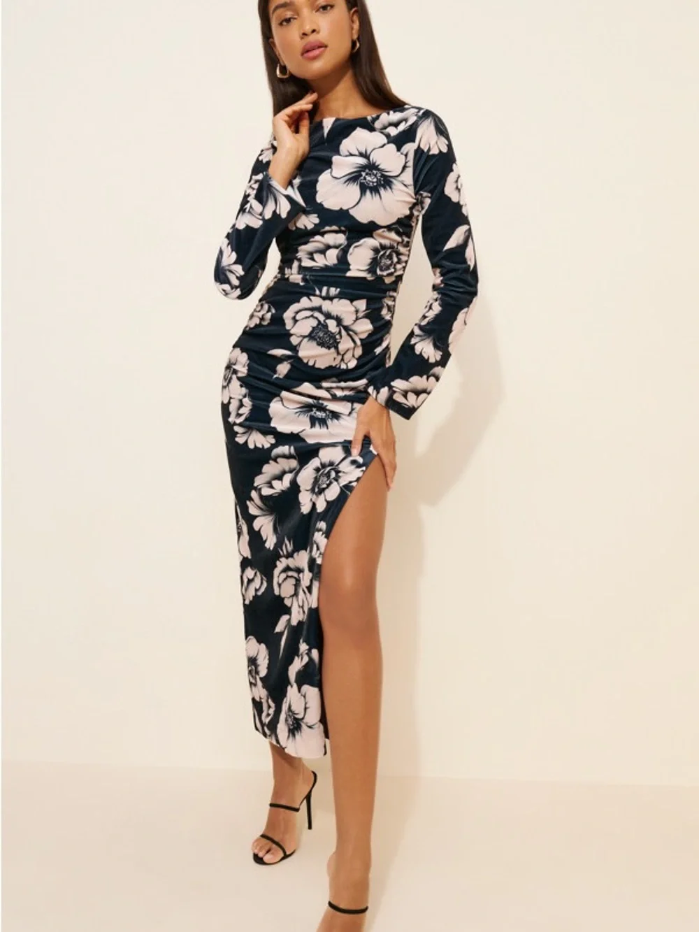 BHLDN Long Sleeve Black Velvet Dress Size SP Luxury Wedding Guest - Picture 2 of 13